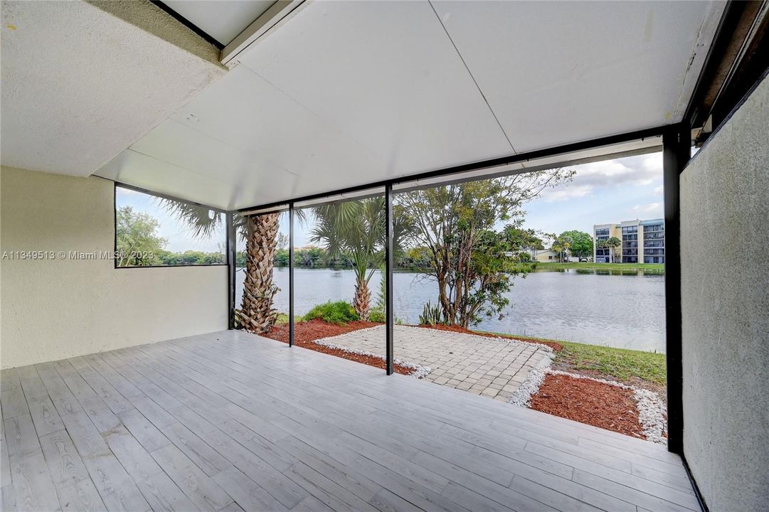 Recently Sold: $349,999 (3 beds, 2 baths, 1540 Square Feet)