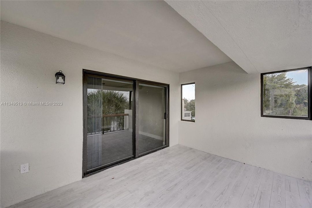 Recently Sold: $349,999 (3 beds, 2 baths, 1540 Square Feet)