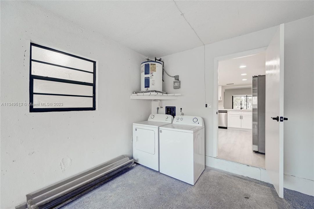 Recently Sold: $349,999 (3 beds, 2 baths, 1540 Square Feet)