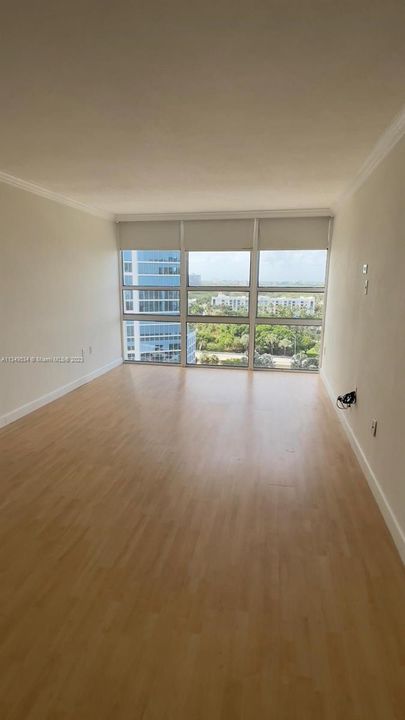 Recently Sold: $466,000 (2 beds, 2 baths, 990 Square Feet)