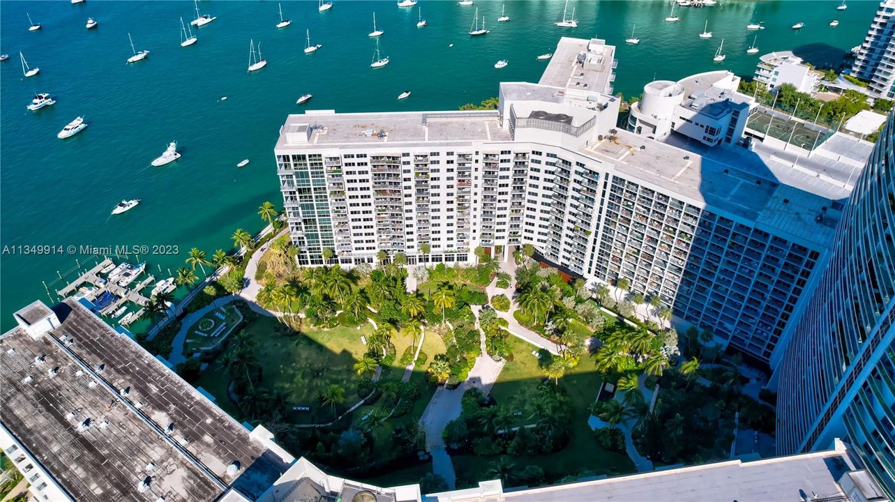 Recently Sold: $549,000 (1 beds, 1 baths, 729 Square Feet)