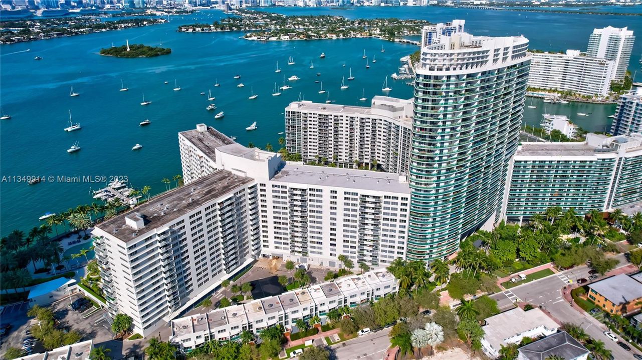 Recently Sold: $549,000 (1 beds, 1 baths, 729 Square Feet)