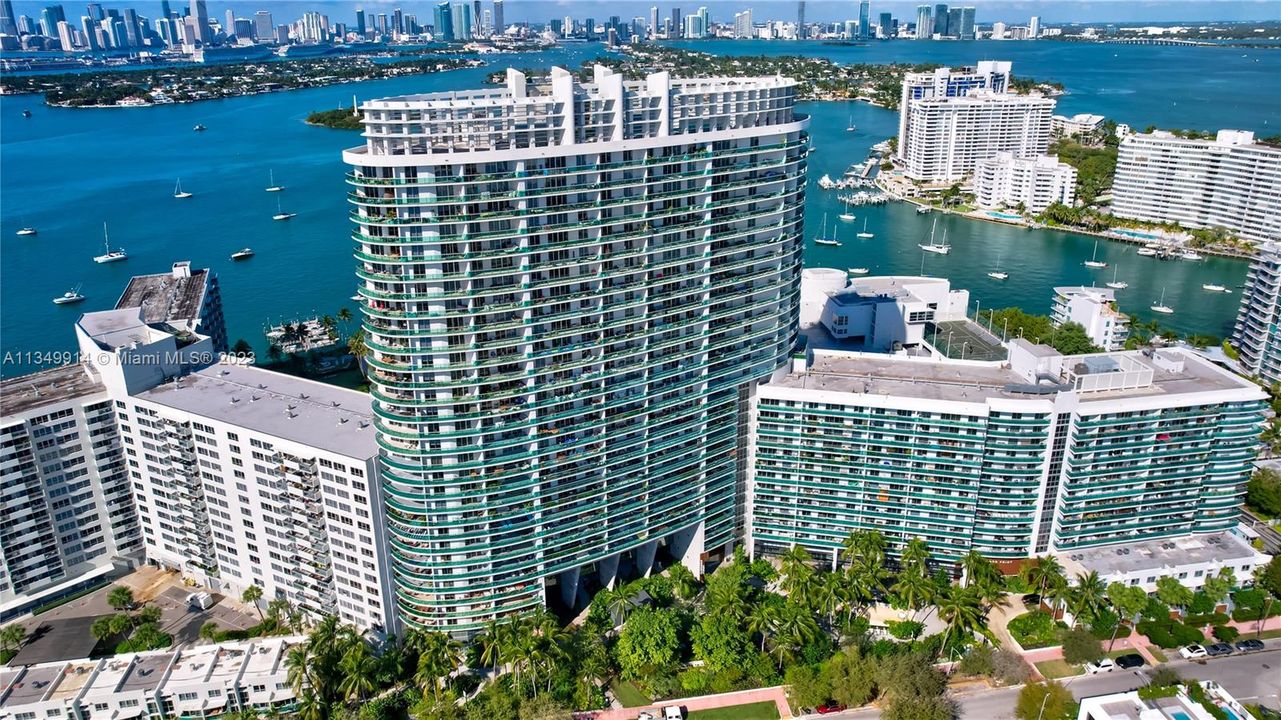 Recently Sold: $549,000 (1 beds, 1 baths, 729 Square Feet)