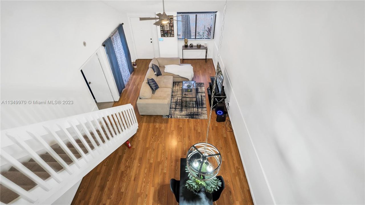 Recently Sold: $270,000 (2 beds, 2 baths, 1186 Square Feet)