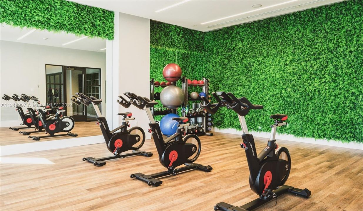 最近租的: $3,001 (2 贝兹, 2 浴室, 1212 平方英尺)