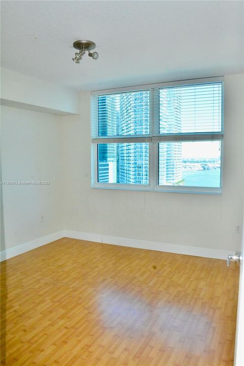Recently Rented: $3,900 (2 beds, 2 baths, 1051 Square Feet)