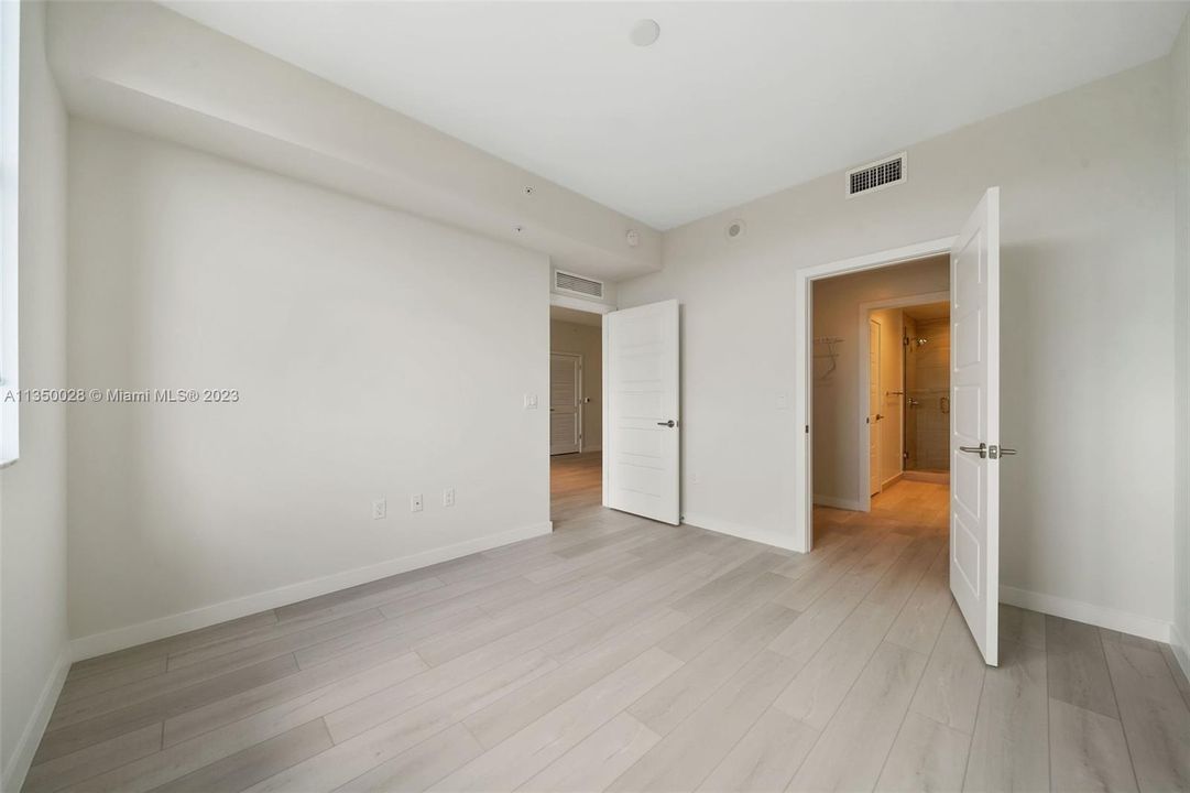 Recently Rented: $3,001 (2 beds, 2 baths, 1212 Square Feet)