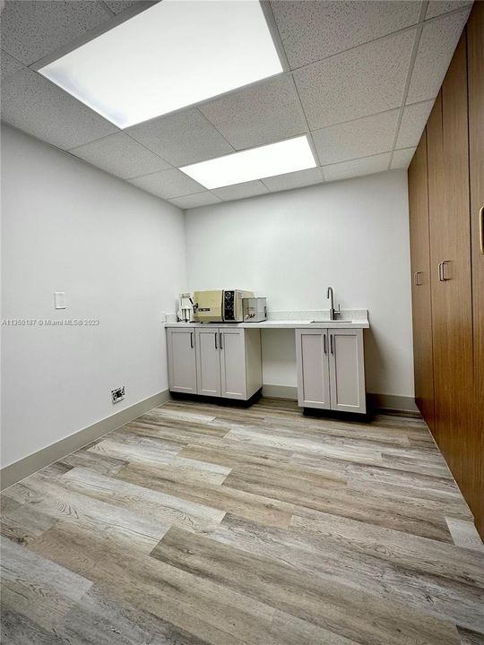 Operatory #5, only plumbing