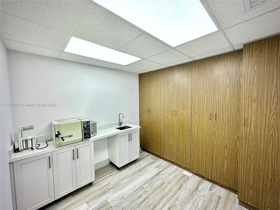 Operatory #5, only plumbing