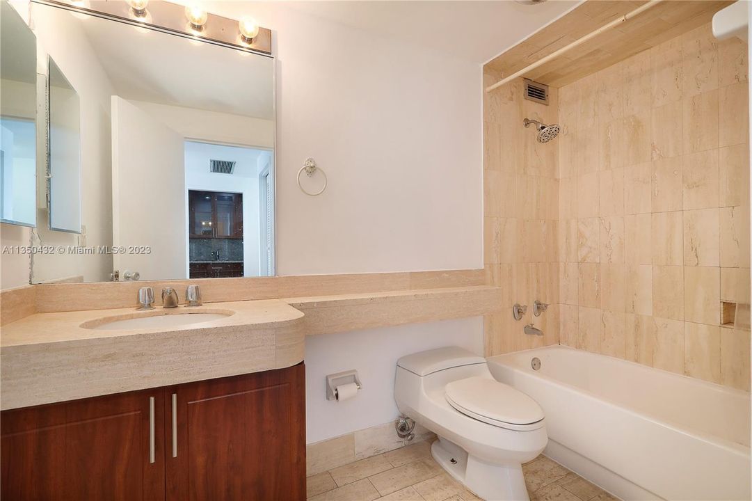 Recently Sold: $285,000 (1 beds, 1 baths, 600 Square Feet)