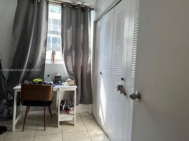 Vendido Recientemente: $499,000 (2 camas, 2 baños, 959 Pies cuadrados)