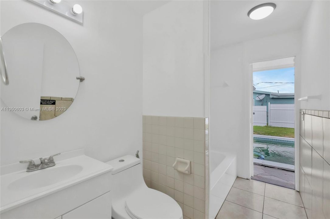 Недавно арендовано: $3,000 (3 спален, 2 ванн, 1168 Квадратных фут)