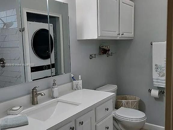 Recently Sold: $650,000 (2 beds, 2 baths, 1401 Square Feet)