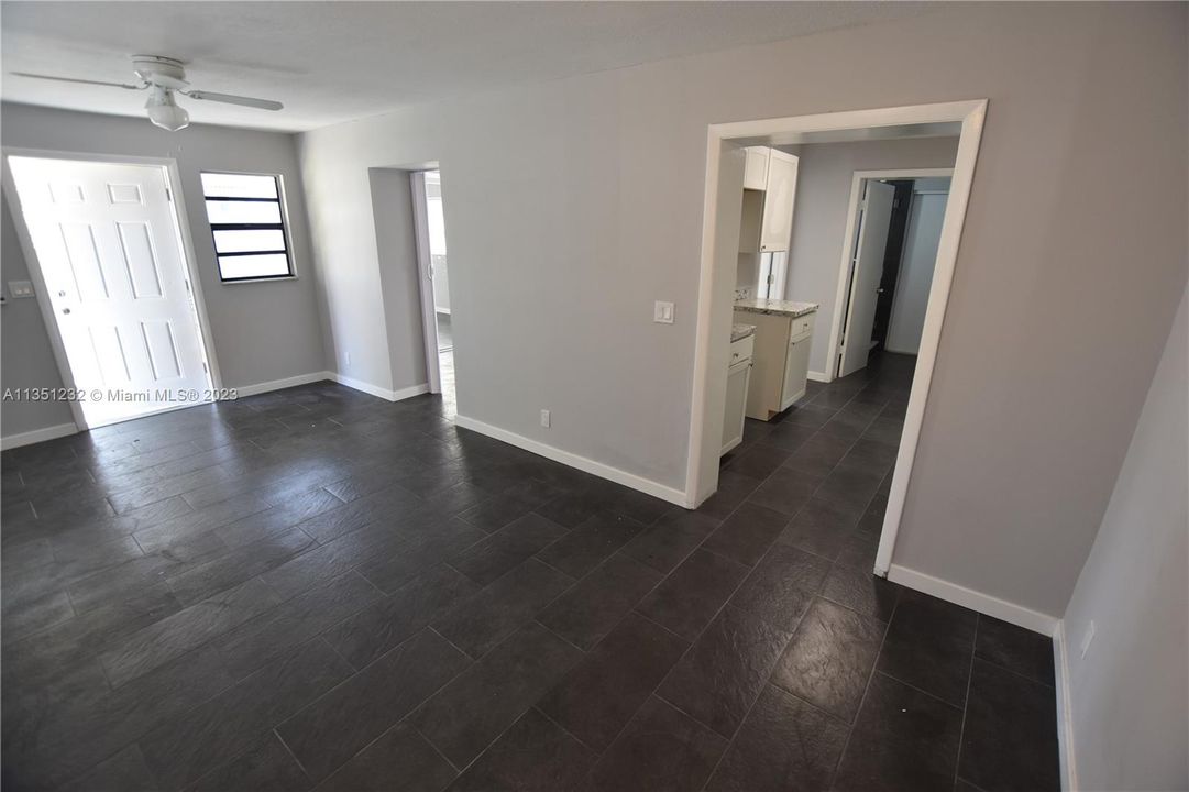 Недавно арендовано: $1,650 (1 спален, 1 ванн, 600 Квадратных фут)