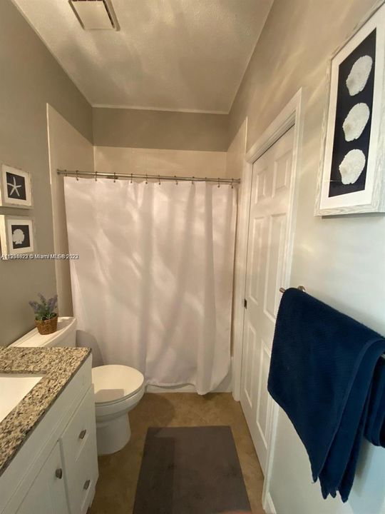 Recently Rented: $3,000 (2 beds, 2 baths, 1677 Square Feet)