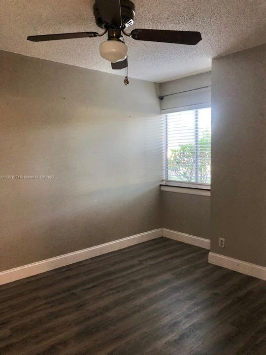 Recently Rented: $4,000 (4 beds, 2 baths, 1881 Square Feet)