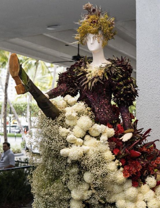 Different exhibitions throughout the year at Bal Harbour Shops.