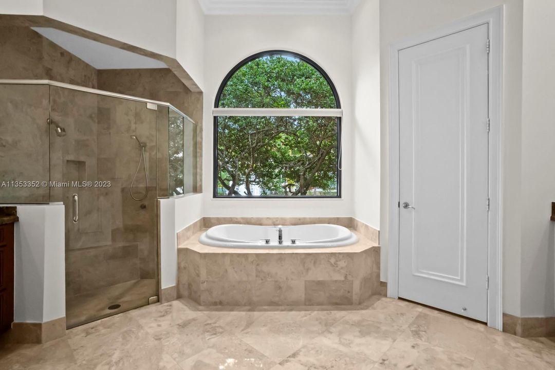 Недавно арендовано: $13,000 (5 спален, 5 ванн, 3858 Квадратных фут)