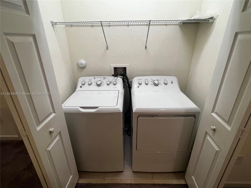 Washer / Dryer