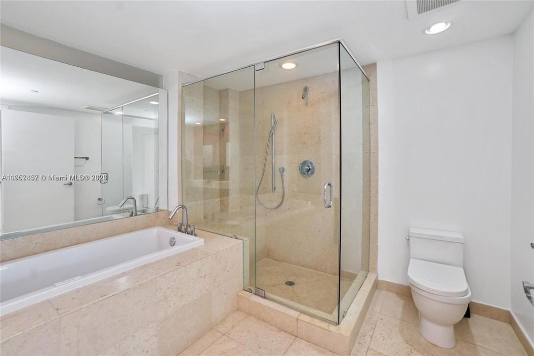 最近售出: $1,150,000 (2 贝兹, 2 浴室, 1459 平方英尺)