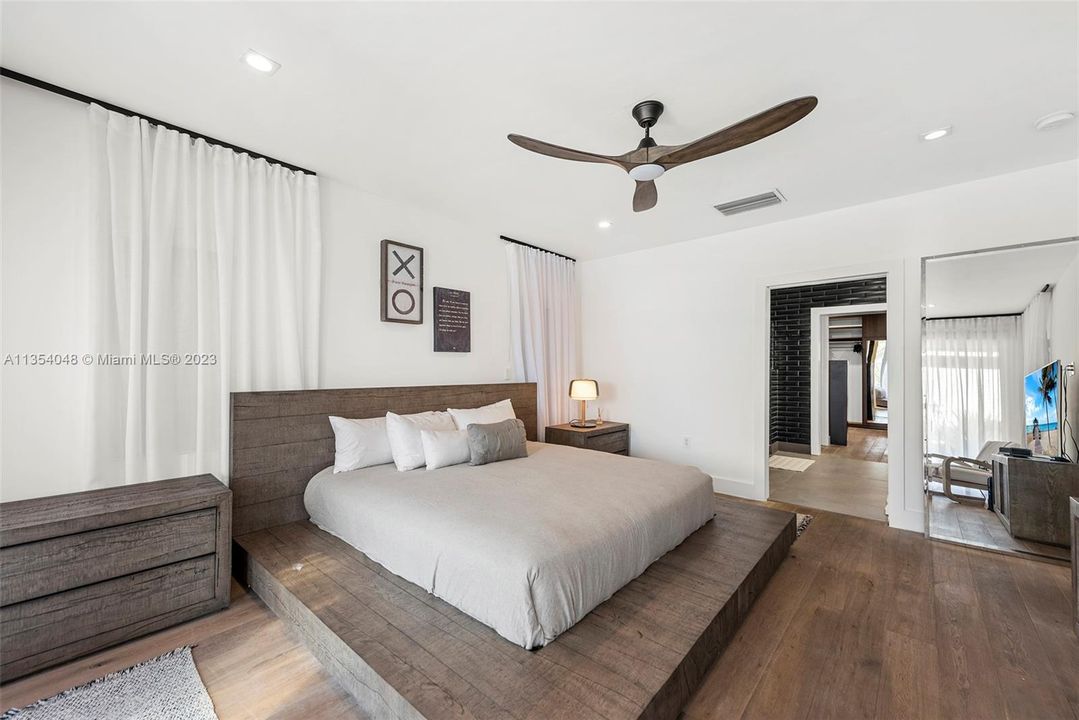 En Venta: $6,000,000 (4 camas, 4 baños, 3016 Pies cuadrados)