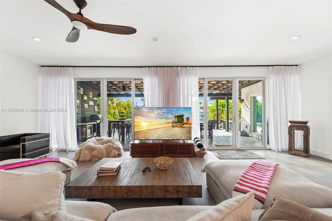 En Venta: $6,000,000 (4 camas, 4 baños, 3016 Pies cuadrados)