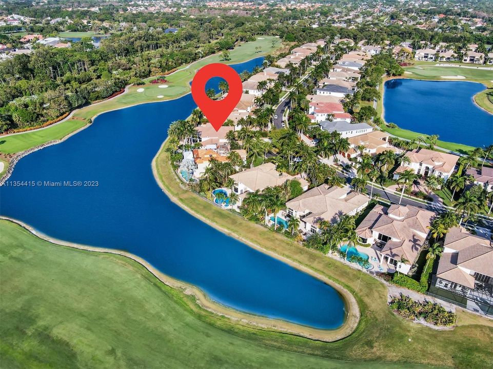 Recently Sold: $4,000,000 (4 beds, 4 baths, 5324 Square Feet)