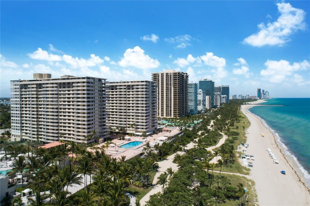Recently Sold: $2,550,000 (2 beds, 2 baths, 1984 Square Feet)