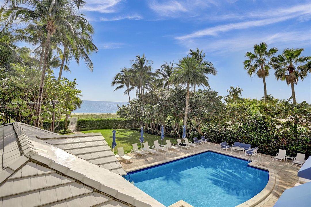 Recently Sold: $1,699,000 (3 beds, 2 baths, 1860 Square Feet)