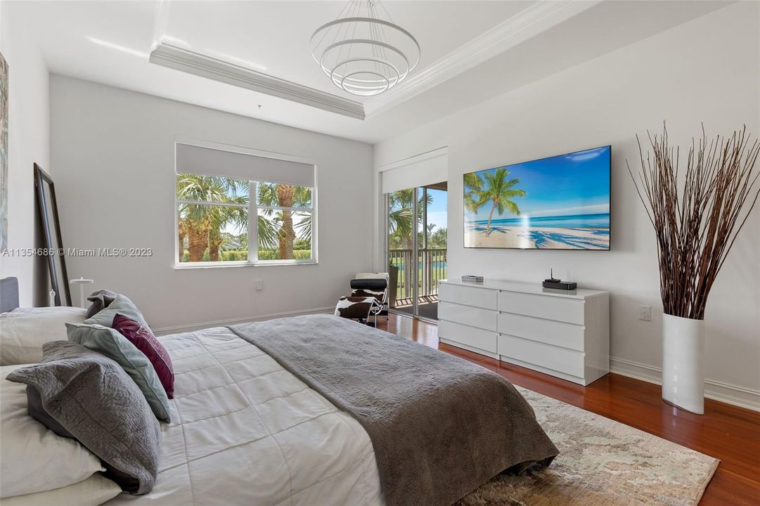 Recently Sold: $599,900 (3 beds, 2 baths, 2450 Square Feet)