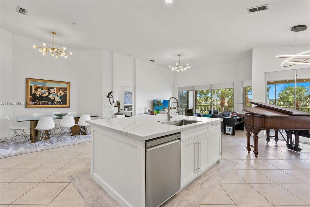 Recently Sold: $599,900 (3 beds, 2 baths, 2450 Square Feet)