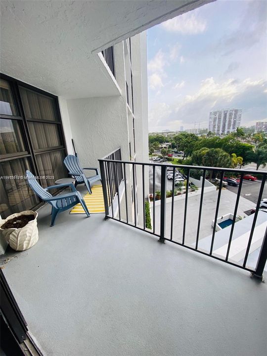 Recently Rented: $1,750 (1 beds, 1 baths, 875 Square Feet)