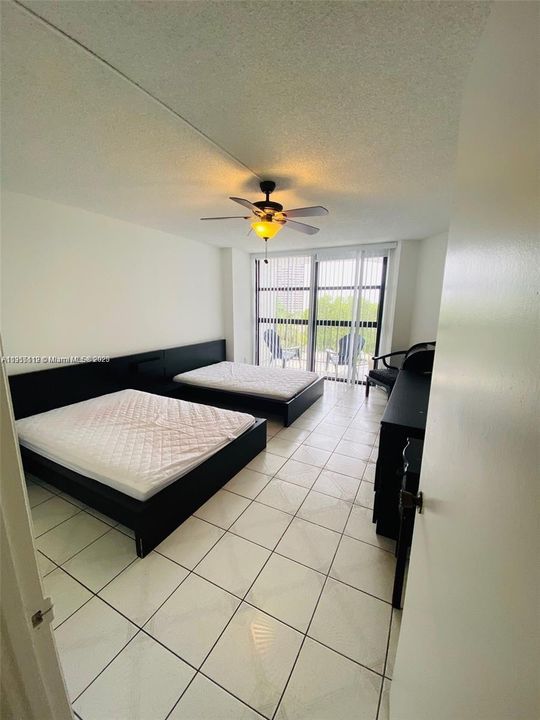 Recently Rented: $1,750 (1 beds, 1 baths, 875 Square Feet)