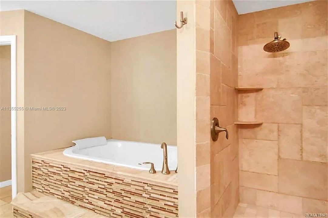 Недавно арендовано: $2,500 (3 спален, 2 ванн, 2035 Квадратных фут)