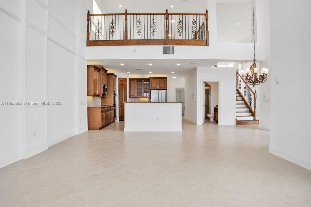 For Rent: $8,400 (5 beds, 5 baths, 3361 Square Feet)