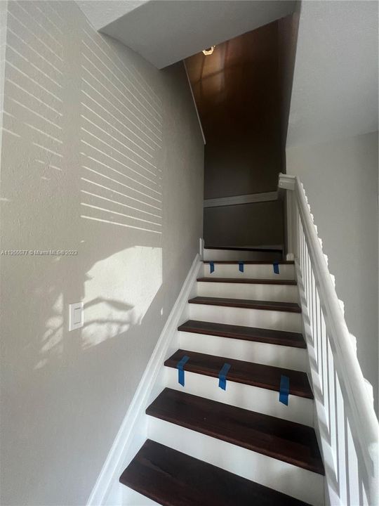 Recently Rented: $2,700 (3 beds, 2 baths, 1651 Square Feet)