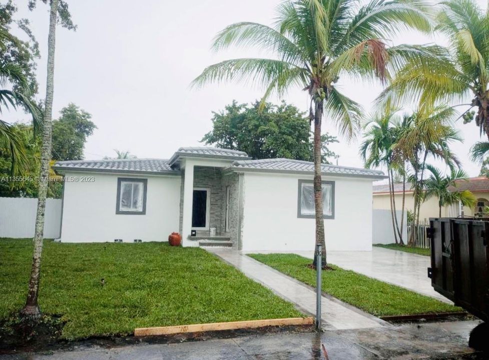 Recently Sold: $540,000 (3 beds, 2 baths, 1236 Square Feet)