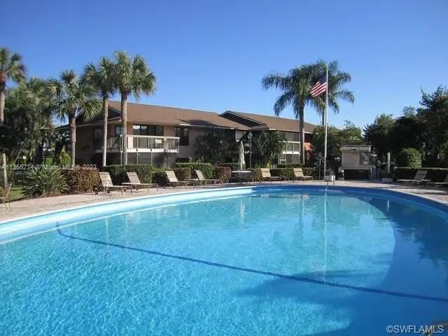 Recently Rented: $3,500 (2 beds, 2 baths, 814 Square Feet)