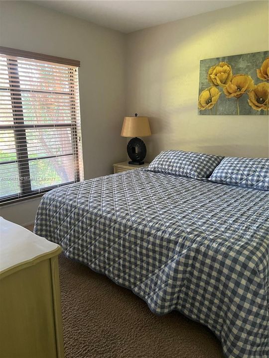 Recently Rented: $3,500 (2 beds, 2 baths, 814 Square Feet)