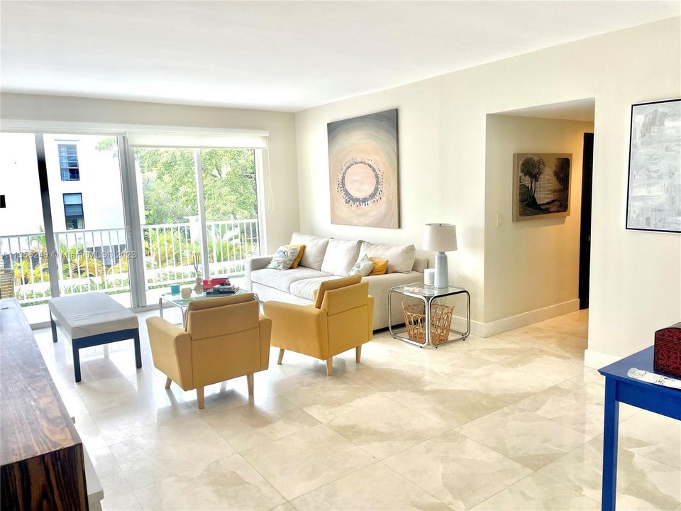 Recently Sold: $1,099,000 (3 beds, 2 baths, 1360 Square Feet)