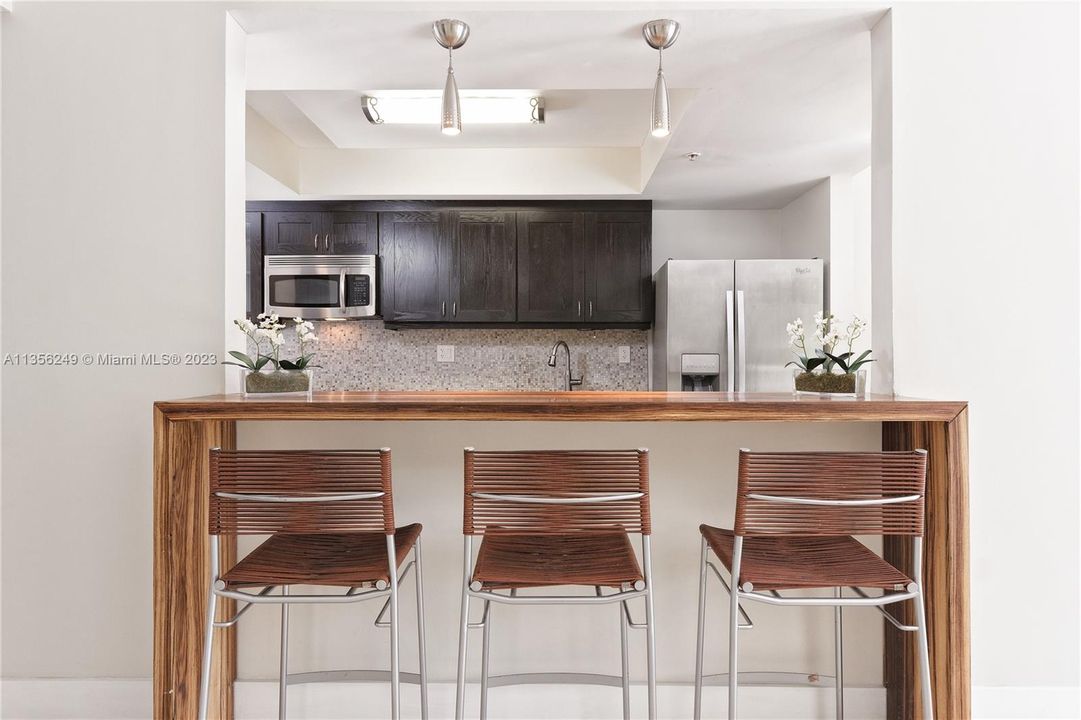 Recently Sold: $1,099,000 (3 beds, 2 baths, 1360 Square Feet)