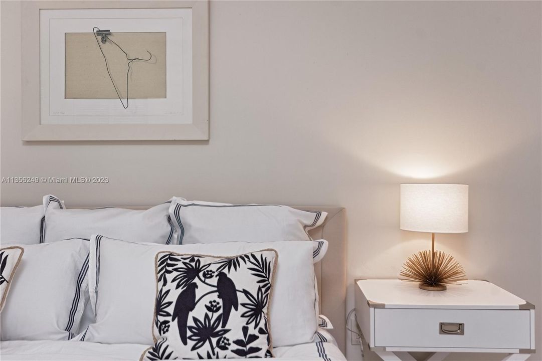 Recently Sold: $1,099,000 (3 beds, 2 baths, 1360 Square Feet)