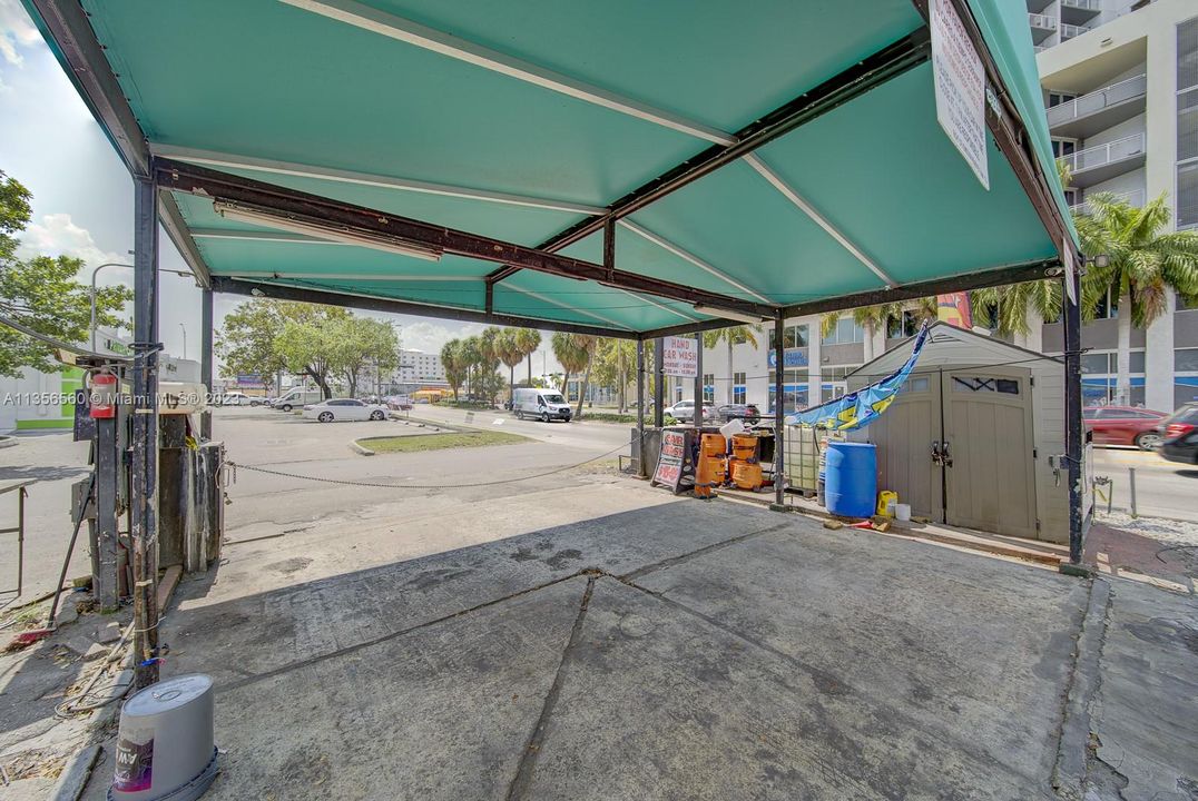 Recently Rented: $15,000 (0 beds, 0 baths, 0 Square Feet)