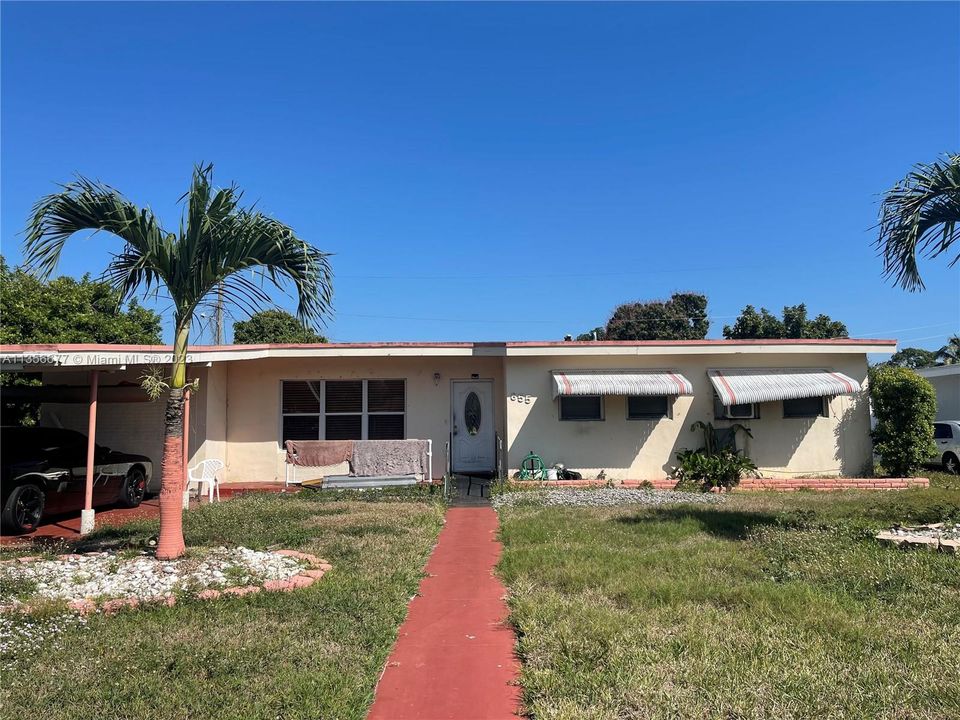 Recently Sold: $380,000 (3 beds, 2 baths, 1460 Square Feet)