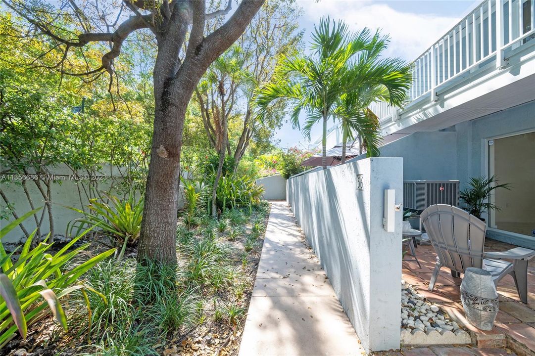 Recently Sold: $525,000 (1 beds, 1 baths, 776 Square Feet)