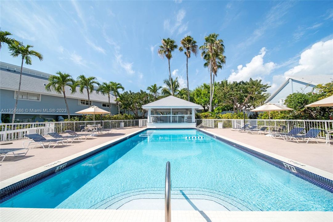 Recently Sold: $525,000 (1 beds, 1 baths, 776 Square Feet)