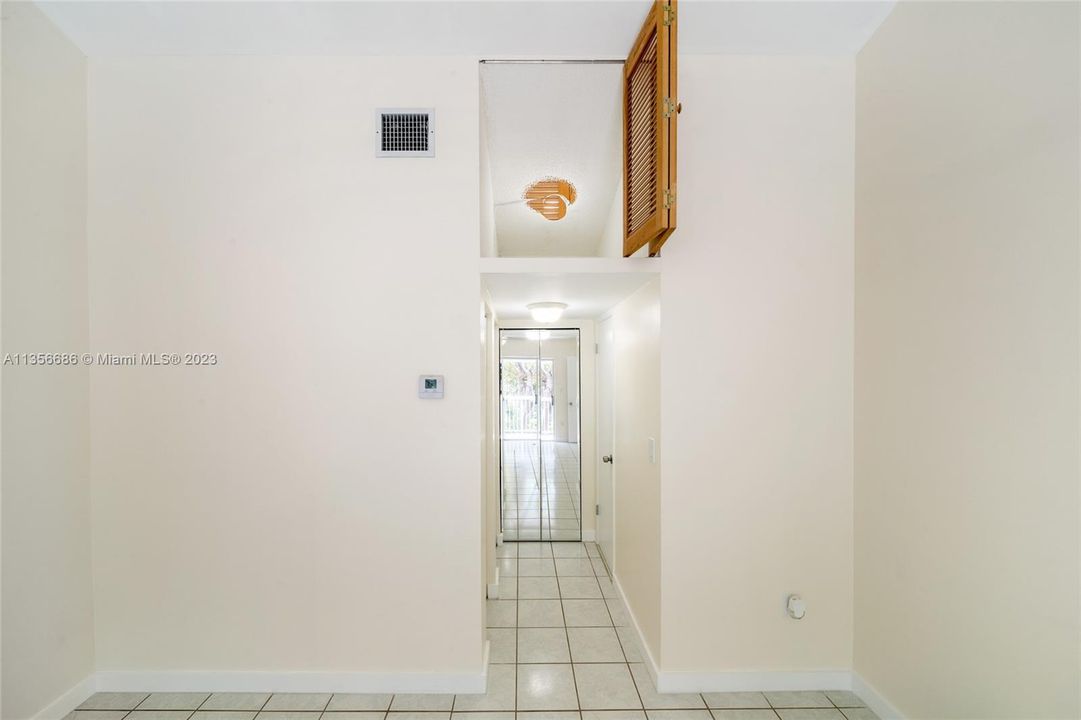 Recently Sold: $525,000 (1 beds, 1 baths, 776 Square Feet)