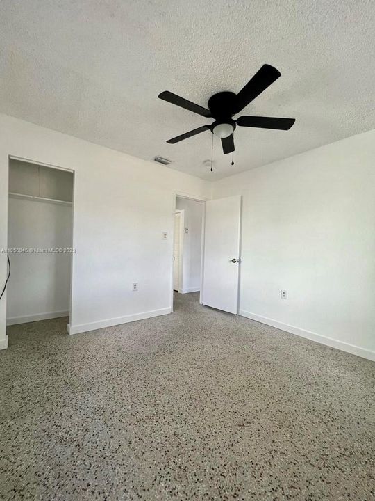 Recently Rented: $1,600 (2 beds, 1 baths, 1150 Square Feet)