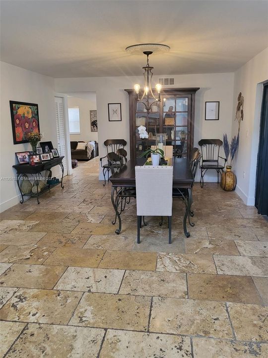 Recently Sold: $1,150,000 (5 beds, 3 baths, 3356 Square Feet)