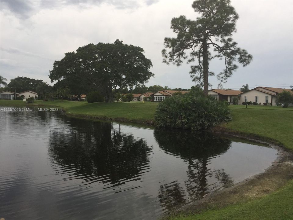 Recently Sold: $229,000 (2 beds, 2 baths, 1182 Square Feet)